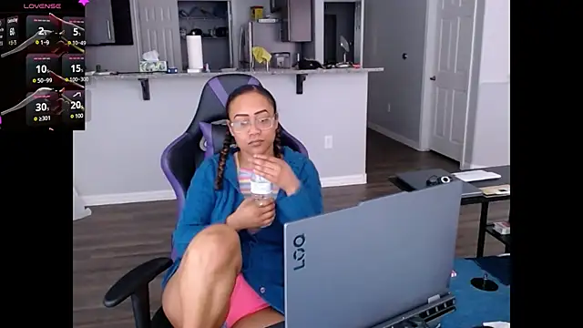 RylHoneyy online show from July 28, 7:50 pm
