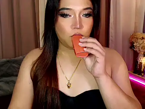 Snapshot of Urgirl_Ekang chatting on September 18, 4:27 pm Urgirl Ekang online show from September 18, 4:27 pm