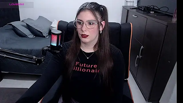 xxbbtaa online show from June 18, 1:29 am