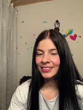 Estefani 32 online show from May 3, 12:47 am