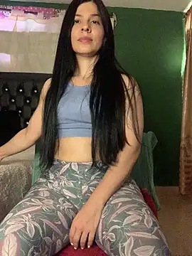 Estefani 32 online show from July 28, 3:21 pm