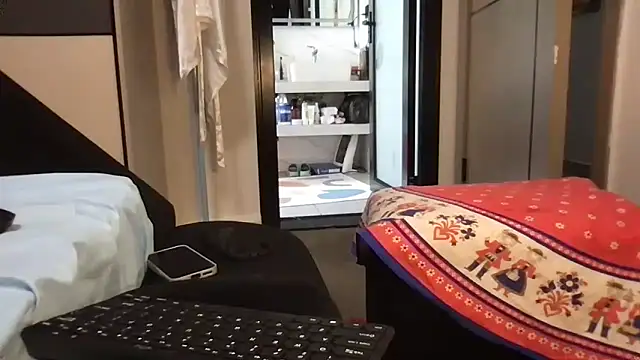 choco petite online show from February 12, 5:53 am