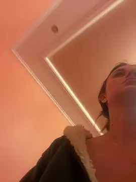 Flossy Vettie online show from February 27, 3:23 pm