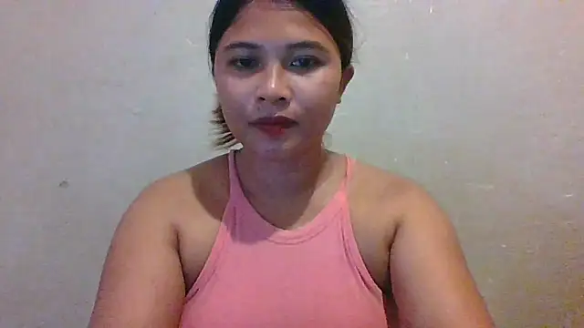 Snapshot of wildsexypinay33x chatting on September 19, 5:28 am wildsexypinay33x online show from September 19, 5:28 am
