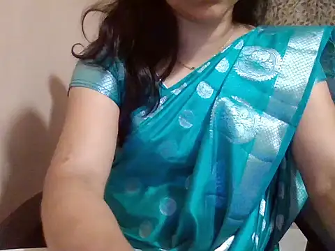 Pinky 4 online show from May 1, 2:20 pm