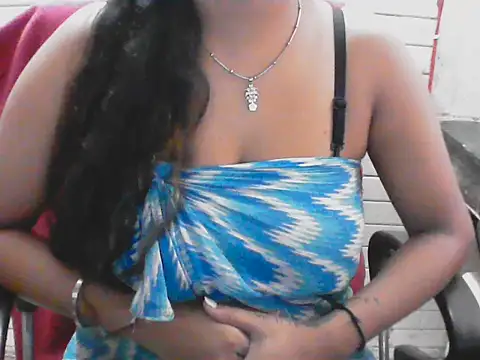 LovingPihu online show from June 16, 5:52 am