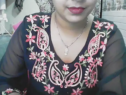 LovingPihu online show from June 12, 5:37 am