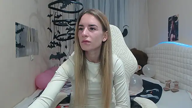 Snapshot of DeboraHorny chatting on October 17, 6:16 am DeboraHorny online show from October 17, 6:16 am