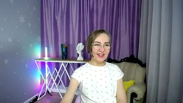 queen a n i online show from November 8, 11:37 am