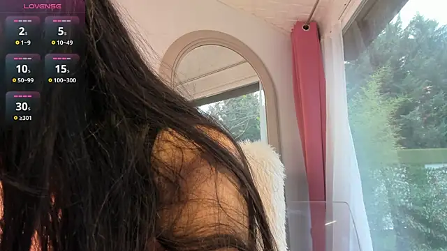 Naila18 online show from November 5, 8:19 am