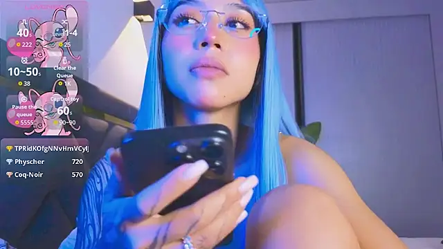 Mia Tin online show from November 30, 5:28 pm