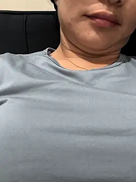 angel pussie online show from November 10, 3:34 am