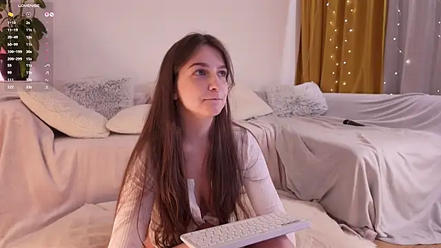 altxnani online show from December 3, 2:47 am