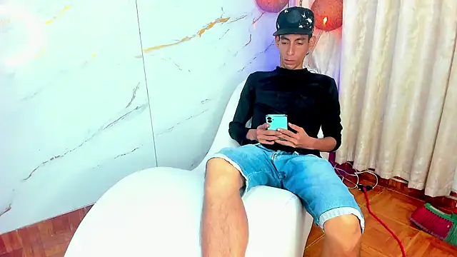 SecretsParty online show from July 17, 7:46 am