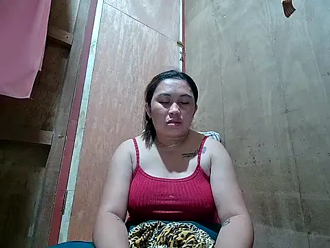 LalaiAsian online show from November 1, 3:38 pm