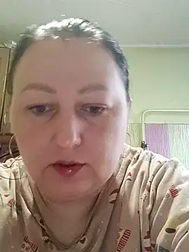 Rini333 online show from February 5, 11:57 am