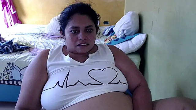 yulieth bbw online show from May 1, 9:07 pm