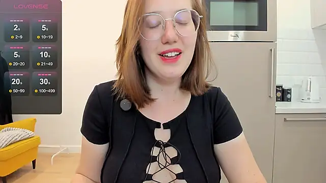 Charmy Gracy online show from June 14, 8:47 am