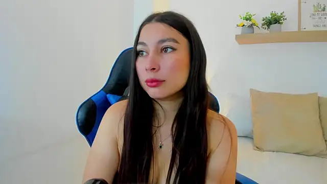 bella 99  online show from June 19, 12:19 pm