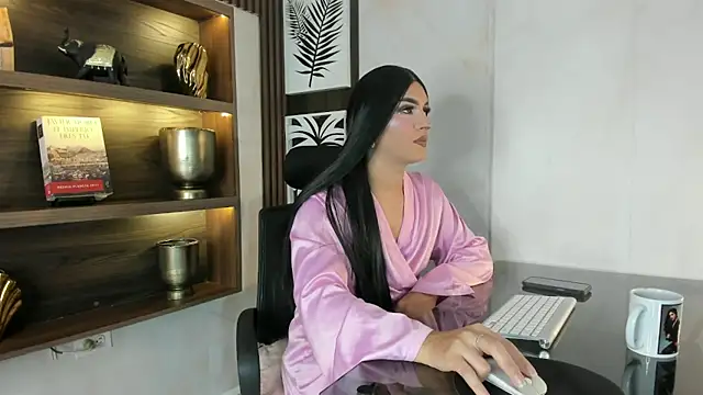 Scarleett 22 online show from July 31, 3:57 pm