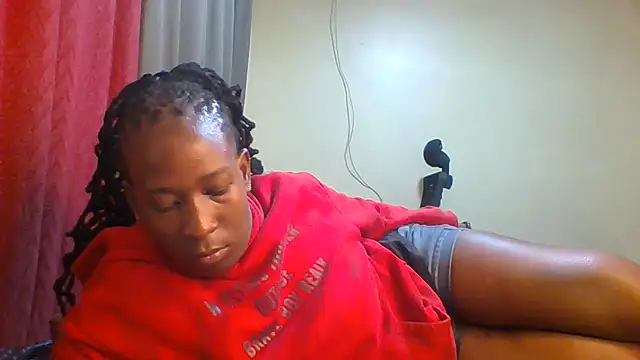 blackcuteebony online show from June 24, 7:18 am