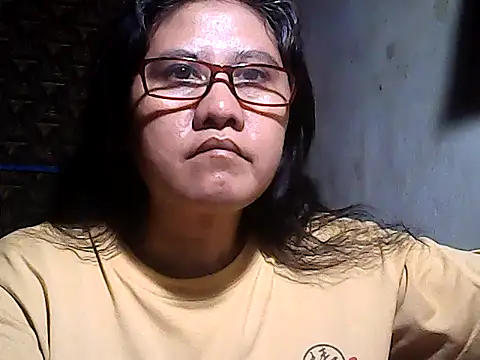 sweetsosie18 online show from June 6, 8:09 am
