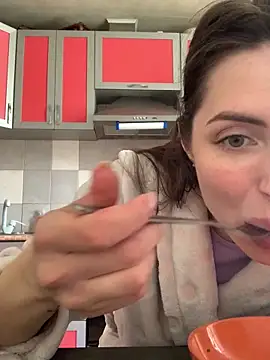 SeducingYoghourt online show from April 24, 11:57 am
