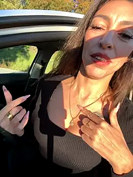 Amani thewolf online show from December 14, 8:20 am