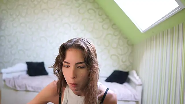 Abella Danger X online show from August 5, 8:10 am