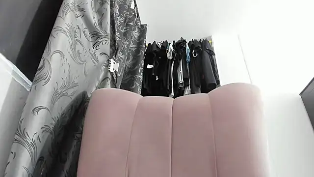 natalia hottman online show from April 29, 6:02 pm