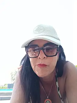 Linda1975 online show from June 23, 12:58 pm
