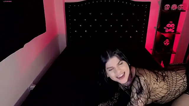 My vampire Mia online show from February 21, 6:58 am