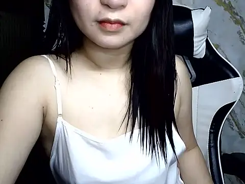 Mia 2022 online show from July 29, 3:56 pm