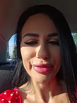 Lorettelorena online show from July 25, 5:25 am