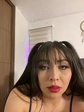 KateDeLatorre online show from May 26, 9:03 pm