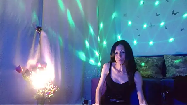 ElysaSun online show from July 1, 5:34 pm