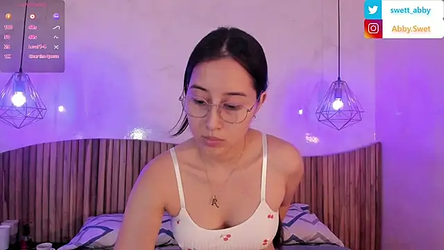 Abby Sweet1  online show from July 24, 6:49 pm