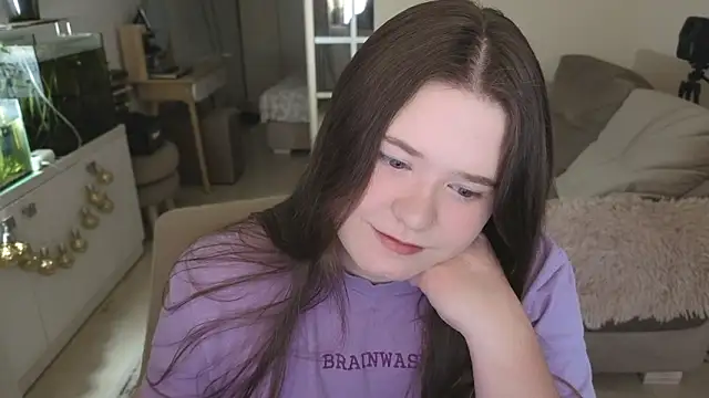 remirann  online show from March 3, 1:06 pm