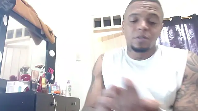 hot and naughty latin online show from November 17, 5:24 pm