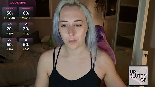 ursluttygf online show from June 22, 2:27 am