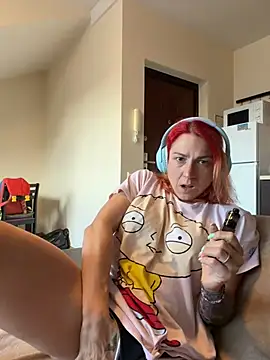 Nikky Divine online show from July 6, 5:46 am