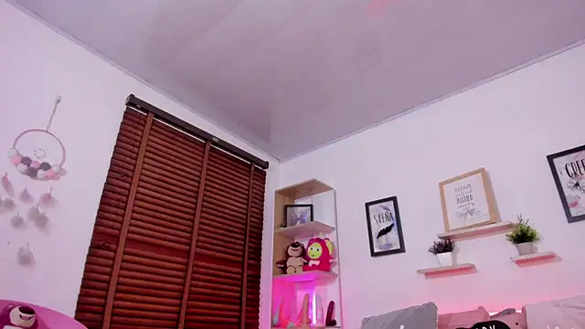 Nata Villalobos online show from July 13, 3:51 am