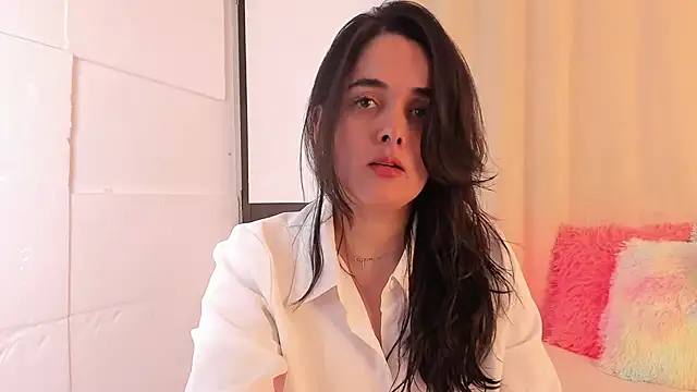 miss alhy online show from June 29, 1:44 pm