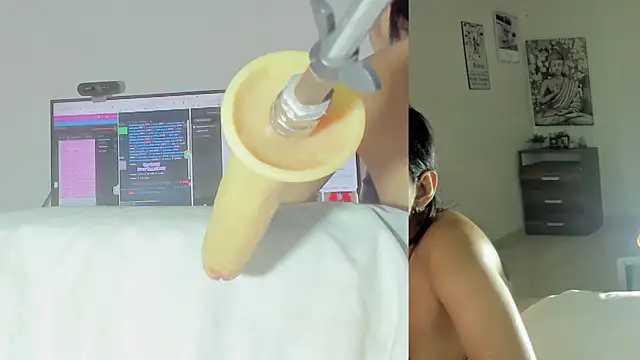 sofi velez online show from June 3, 5:29 pm