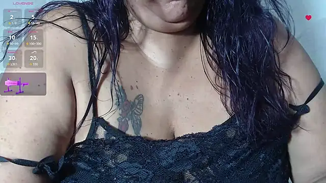 BiirdyDavis online show from July 17, 1:37 pm