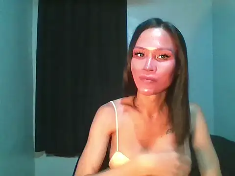 Sassy Erika online show from June 24, 1:43 pm