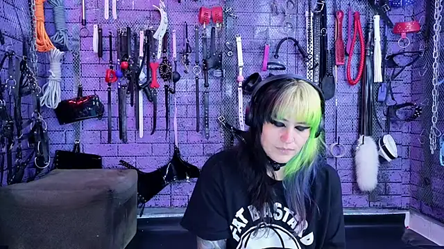 PANDORANEZZ online show from June 15, 12:38 pm