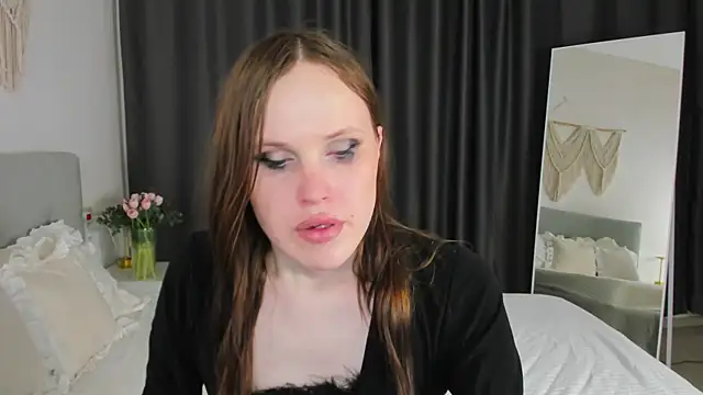 EffieMinki online show from May 3, 8:56 pm