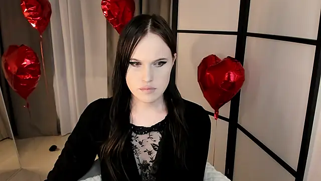 EffieMinki online show from February 14, 10:45 pm