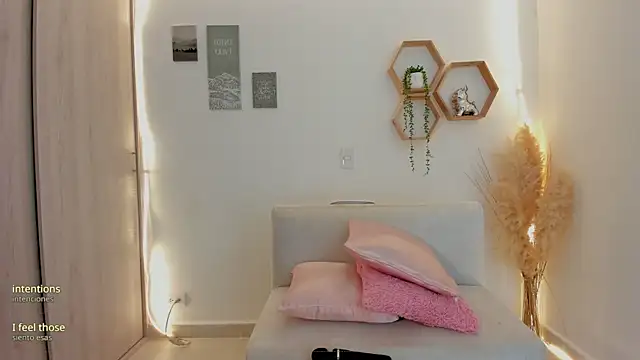 mariam hill online show from July 28, 6:31 pm
